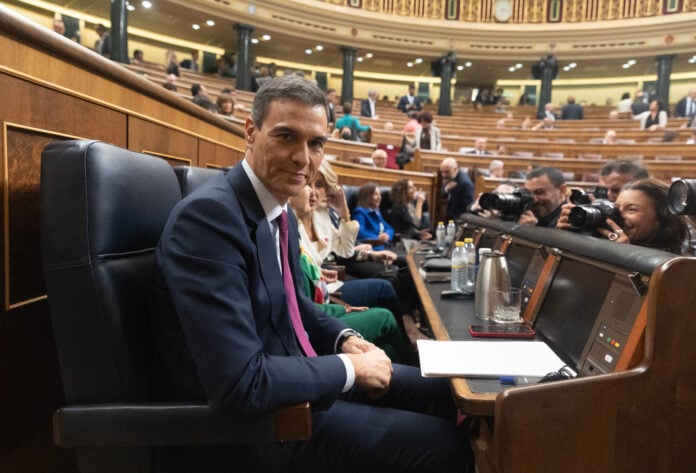 Arranca el pleno de investidura de Sánchez en el Congreso Pedro Sánchez, en la sesión de investidura. (Foto: EP)
