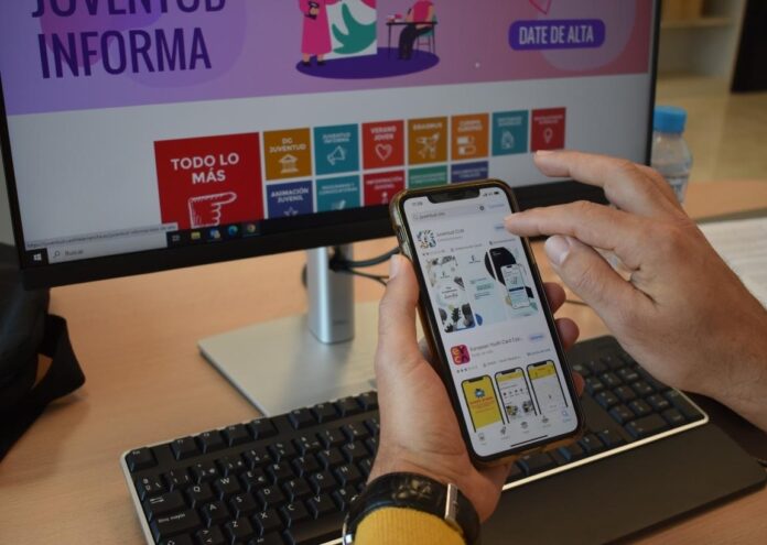 La aplicación móvil 'Juventud CLM', ya la utilizan más de 13.000 jóvenes.