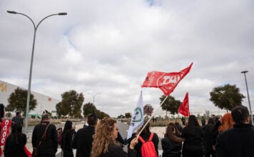 Amenaza de huelga en la Logística de Guadalajara VTrabajadores del sector logístico de Guadalajara durante una concentración, a 14 de noviembre de 2023, en Guadalajara. (Foto: Matías Chiofalo / EP)