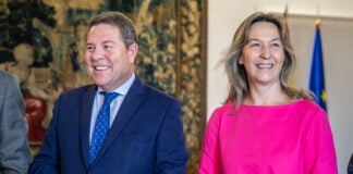 Reunión de Guarinos con García-Page en Toledo en 2023, meses después del comienzo del actual mandato.