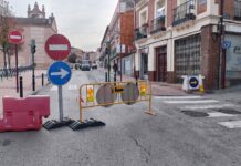 Lo avisó LA CRÓNICA pero muchos conductores tienen que improvisar la salida a la ratonera que supone el centro de Guadalajara. (Foto: La Crónic@)