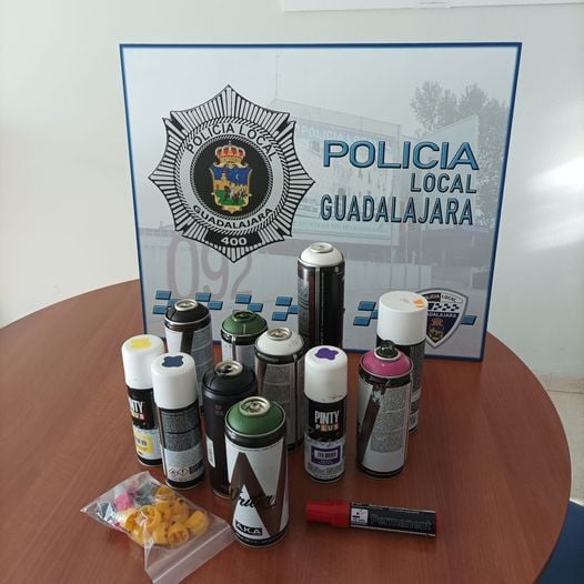 Sprays intervenidos por la Policía Local de Guadalajara.