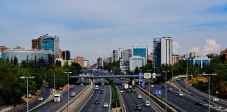 La multa por circular por la M-30 con un vehículo no autorizado es de 200 euros. (Foto: Ayuntamiento de Madrid)