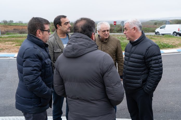La nueva rotonda de la GU-203 mejora la seguridad y la fluidez del tráfico en el acceso al polígono de Chiloeches