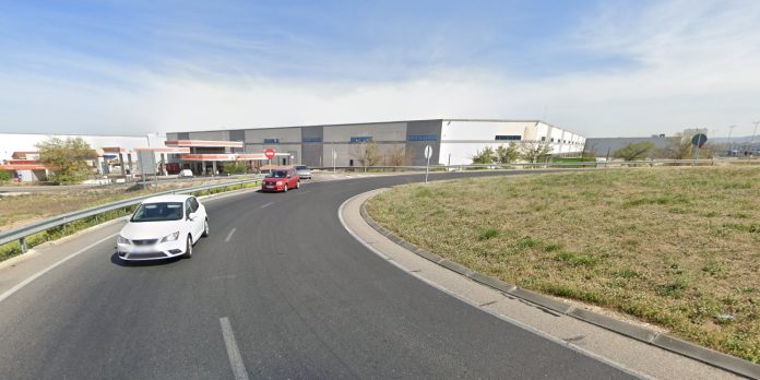 Rotonda de acceso a la A-2 desde Alovera. (Foto: Google Maps)