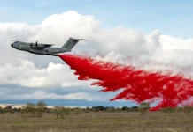 Últimos ensayos de Airbus para la lucha contra incendios desde el A400M en el campo de de la Bripac en Uceda.
