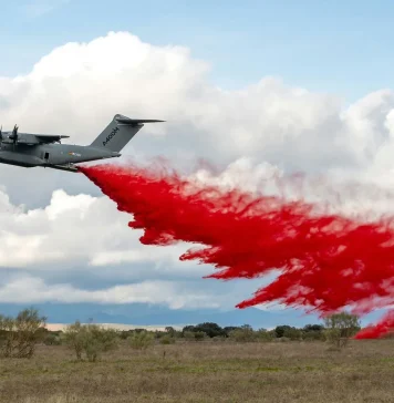 Francia sí usa el avión contra incendios que demostró su utilidad en Guadalajara hace años Últimos ensayos de Airbus para la lucha contra incendios desde el A400M en el campo de de la Bripac en Uceda.