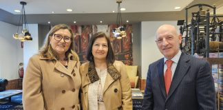Eva Ramírez, Isabel Serrano Frías y Vicente Rouco en la despedida de la presidenta de la audiencia, hace casi un año.