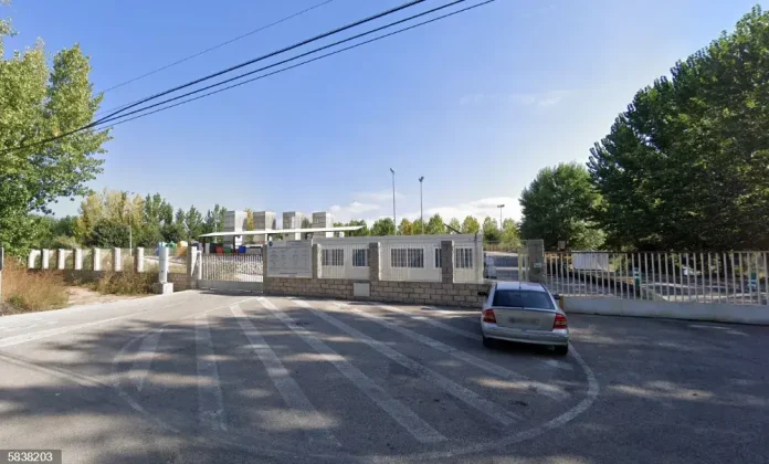 Acceso a las instalaciones del Punto Limpio de Guadalajara. (Foto: Google Maps)