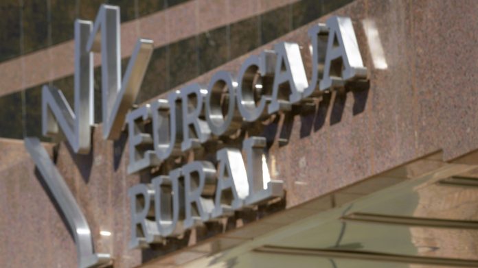 Logo de Eurocaja Rural en la sede central de Toledo.