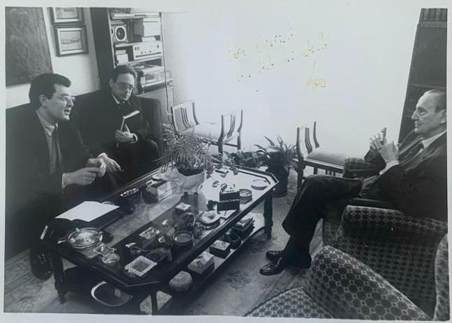 Evaristo Olcina y Antonio Abril entrevistando al alimón a Antonio Buero Vallejo.