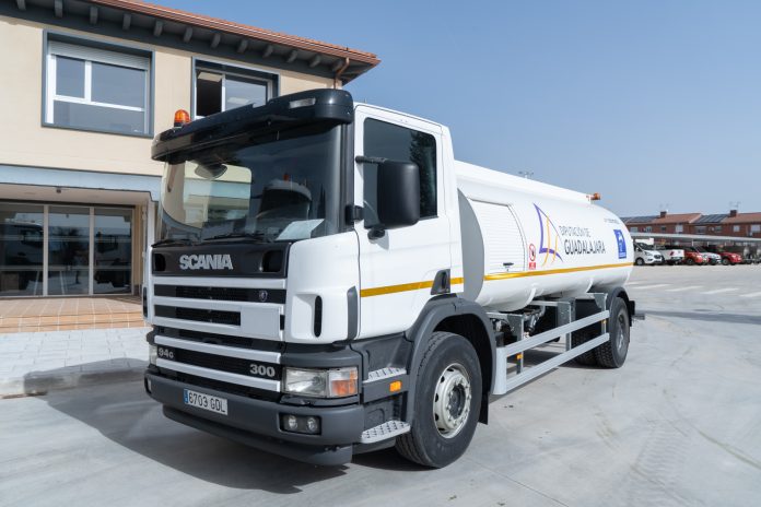De autoescala a camión cisterna, toda una transformación. (Foto: EP)