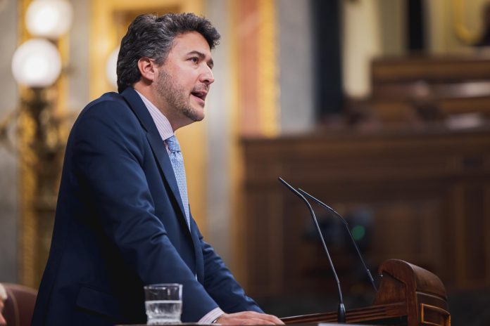 López Maraver en el Congreso.