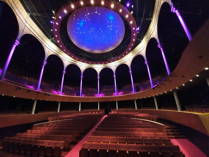 El Teatro Circo es una de las sorpresas que se ofrecen al viajero que llega, desavisado, a Albacete.