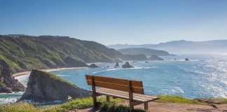 Muere al caer desde el «banco más bonito del mundo» al mar