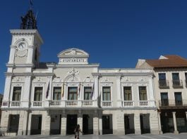 Fachada del Ayuntamiento de Guadalajara en julio de 2024. (Foto: La Crónic@)