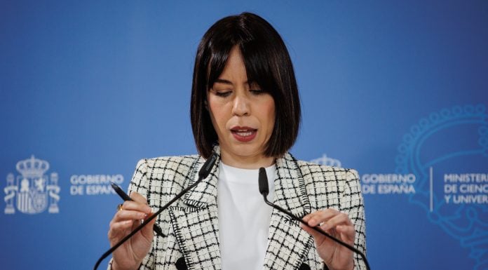 La ministra de Ciencia, Innovación y Universidades, Diana Morant, ofrece una rueda de prensa en la sede del Ministerio de Ciencia, Innovación y Universidades. (Foto: EP)