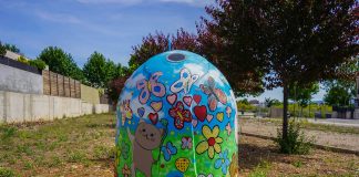 Dos vídeos de interés sobre los gatos en Cabanillas Uno de los iglús reciclados como colonia felina controlada en Cabanillas.