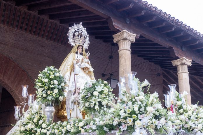 Procesión de la Virgen de la Antigua.