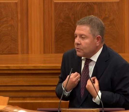 Emiliano García-Page durante el Debate del Estado de la Región, el 15 de octubre de 2024.