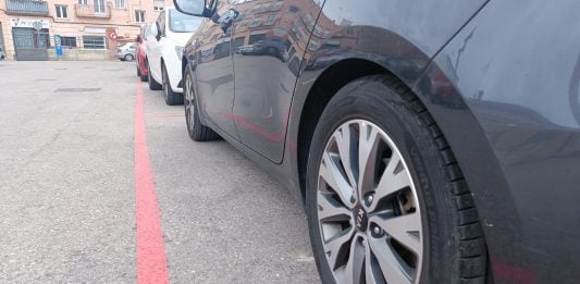 Más complicado aparcar en el centro de Guadalajara el viernes y el sábado Zona roja