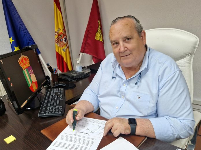 jose-luis-gonzalez-lamola-alcalde-el-casar-2048x1536