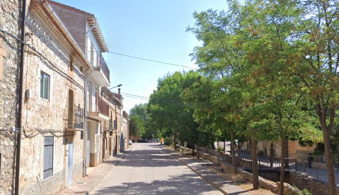 Calle Mayor de Campillo de Dueñas. (Foto: Google Maps)