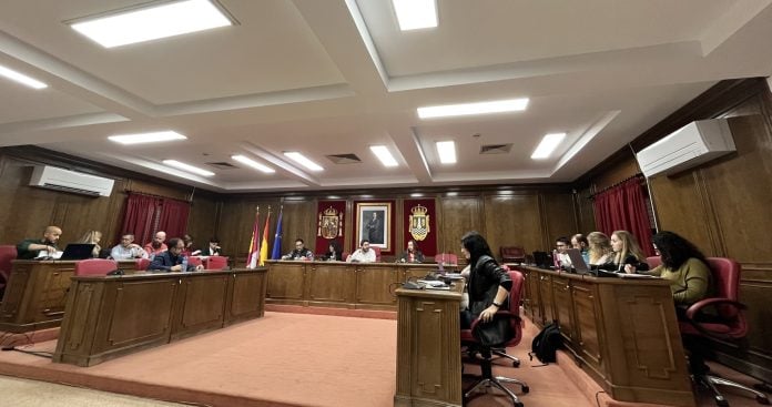 Pleno en Azuqueca Pleno del Ayuntamiento de Azuqueca de Henares.