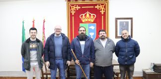 El nuevo alcalde de Matarrubia tras el pleno del 27 de enero de 2025. (Foto: PP)