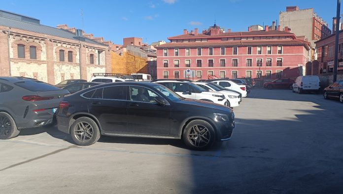 La zona azul del Mercado de Abastos en vísperas de clausura temporal, el 17 de enero de 2025. (Foto: La Crónic@)