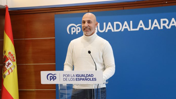 José Miguel Benítez, vicesecretario del Partido Popular de Guadalajara, en su comparecencia.