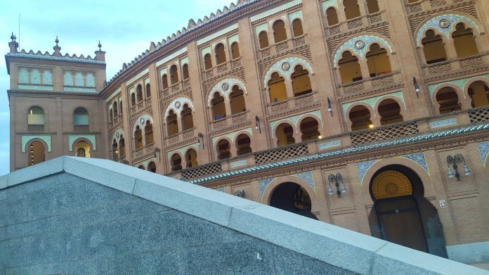 Exterior de la Plaza de Toros de Las Ventas. (Foto: La Crónic@)