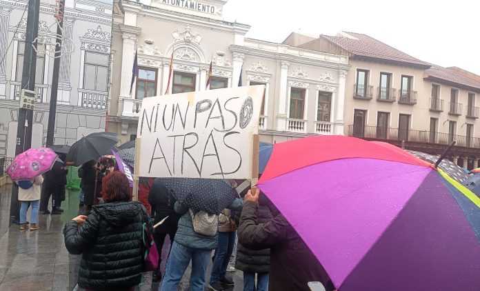 Final de la manifestación del 8M en 2025 en Guadalajara. (Foto: La Crónic@)