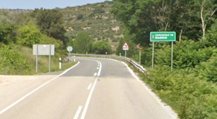 Desde aquí y por esta carretera, que une Mondéjar con Ambite, no se puede pasar por culpa de la lluvia. (Foto: Google Maps)