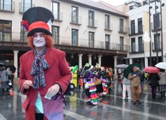 El desfile de adultos del Carnaval de Guadalajara ya estuvo marcado por la lluvia en 2025.