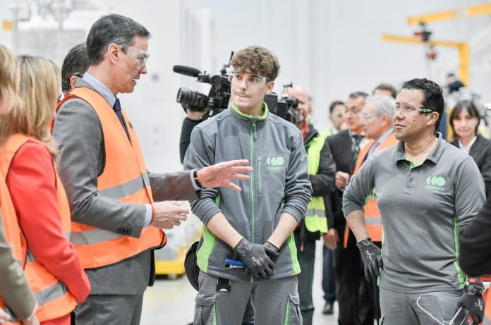 El presidente del Gobierno, Pedro Sánchez, visita la planta de fabricación de electrolizadores de Accelera by Cummins, el 18 de marzo de 2025, en Guadalajara, Castilla-La Mancha.
