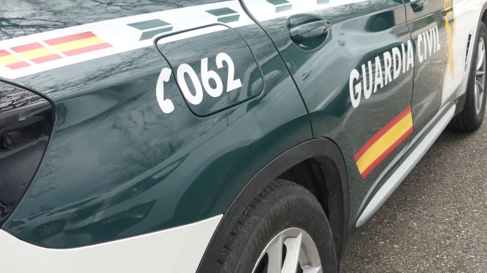 Coche patrulla de la Guardia Civil. (Foto: La Crónic@)