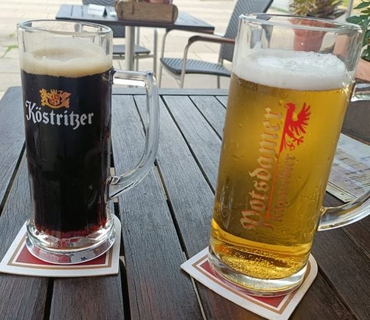 Cervezas alemanas en una terraza. (Foto: La Crónic@)