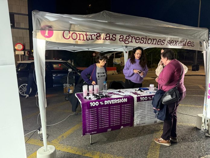 Punto contra Agresiones Sexuales en la Feria Chica. REMITIDA / HANDOUT por AYUNTAMIENTO Fotografía remitida a medios de comunicación exclusivamente para ilustrar la noticia a la que hace referencia la imagen, y citando la procedencia de la imagen en la firma 23/5/2025