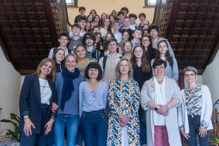 Los estudiantes de Clermont-Ferrand fueron recibidos este 14 de mayo de 2025 en el Ayuntamiento de Guadalajara.