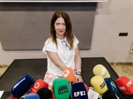 La exmilitante socialista Leire Díez durante una rueda de prensa, en el Hotel Novotel, a 4 de junio de 2025, en Madrid. (Foto: EP)