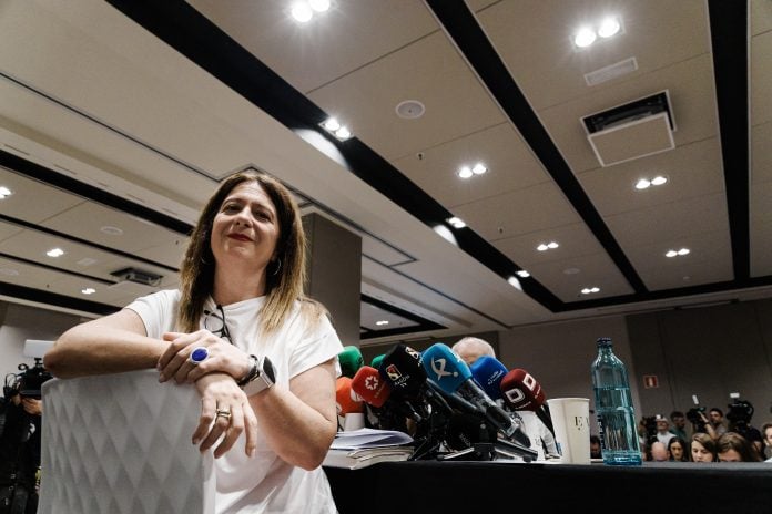 a exmilitante socialista Leire Díez durante una rueda de prensa, en el Hotel Novotel, a 4 de junio de 2025, en Madrid (España). Leire Díaz que aparece en diversos audios haciendo gestiones contra mandos de la Unidad Central Operativa (UCO) de la Guardia Civil, ha convocado una comparecencia ante los medios de comunicación, después de haberse reunido ayer en Ferraz con el jefe de los servicios jurídicos del PSOE u haberse dado de baja como afiliada del PSOE. Carlos Luján / Europa Press 04 JUNIO 2025;PSOE;MADRID;SOCIALISTA;FONATNERA 04/6/2025
