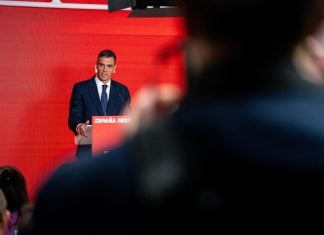 ¿Cómo se impide el acceso de los menores de 16 años a las redes sociales? Sánchez quiere hacerlo