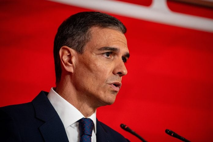 El presidente del Gobierno y Secretario General del PSOE, Pedro Sánchez, durante una rueda de prensa, en la sede del PSOE en Ferraz, en junio de 2025. (Foto: Gabriel Luengas / EP)