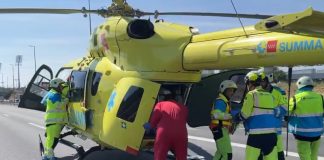 Helicóptero del Summa de la Comunidad de Madrid, en un accidente de tráfico en la A-2 el 7 de junio de 2025.