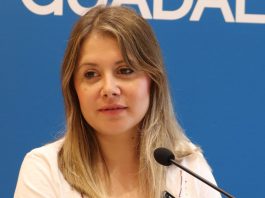 Itziar Asenjo, durante su intervención en la sede provincial del PP de Guadalajara.