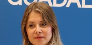 Itziar Asenjo, durante su intervención en la sede provincial del PP de Guadalajara.