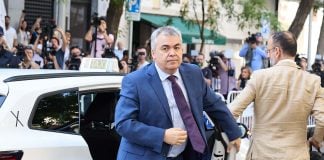 Santos Cerdán a su llegada al Tribunal Supremo, el 30 de junio de 2025, poco antes de ingresar en prisión. (Foto: EP)