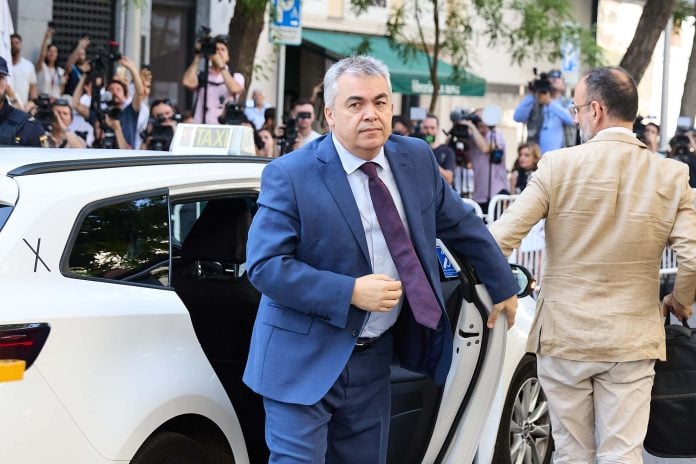 Santos Cerdán a su llegada al Tribunal Supremo, el 30 de junio de 2025, poco antes de ingresar en prisión. (Foto: EP)