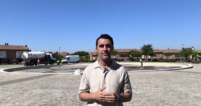 El concejal socialista en el Ayuntamiento de Guadalajara Juan Flores. REMITIDA / HANDOUT por AYUNTAMIENTO Fotografía remitida a medios de comunicación exclusivamente para ilustrar la noticia a la que hace referencia la imagen, y citando la procedencia de la imagen en la firma 16/7/2025